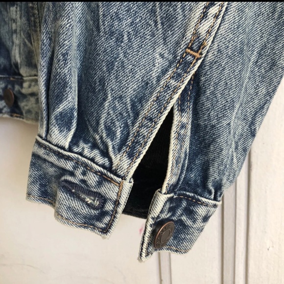 NWT Gap Teens Medium Washed Oversized Denim Jacket Size Large 10. - Picture 12 of 14